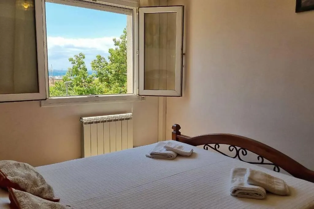 Appartement Piso En El Centro Con Vistas Al Mar Y Balcon à Roses